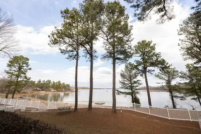 Image de Spacious Condo on Kentucky Lake - Waterfront at Big Bear
