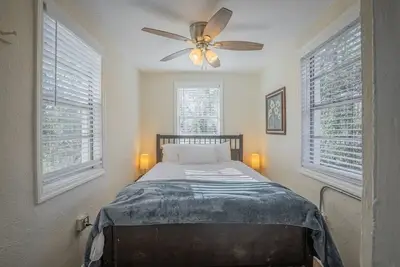 Image de The Garden House - 2. 0 miles to Sanford Stadium