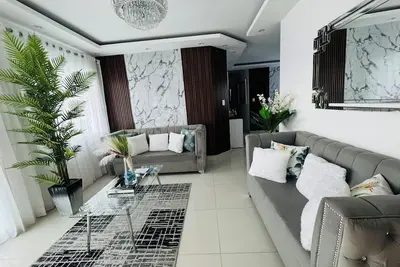 Image de Beautiful accommodation with pool