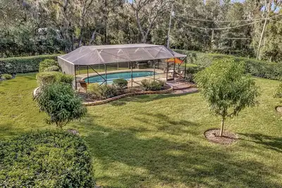 Image de Waterfront, oasis, family retreat, 5 minutes from theme park,