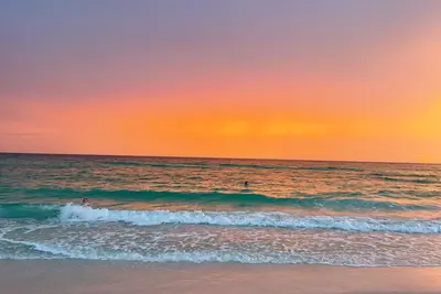 Image de Heated Pool~Massive Spanish Home~Water Views~Sunset Deck~Grill~Wifi~Near Beaches