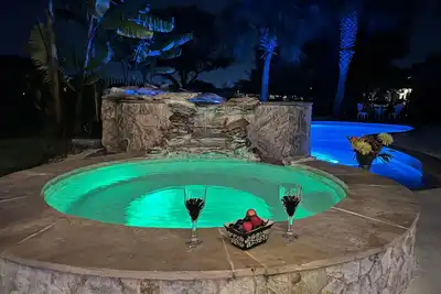 Image de Executive Home on Golf Course, Pool, Spa and more