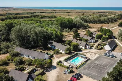 Image de location maison tout confort avec piscine dans le morbihan en Bretagne Sud