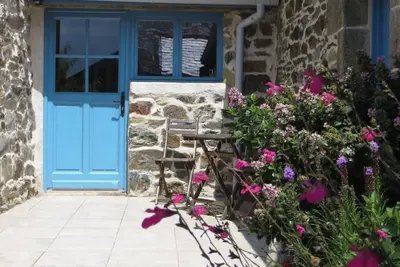 Image de Coastal cottage with heated pool and gardens, 10 mins to beach