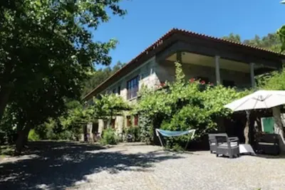 Image de Bel appartement dans une ferme - pour 6 personnes. Avec piscine. Vues jolies.