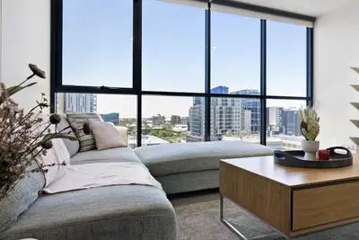 Image de Isaac - The Cityscape View Apartment