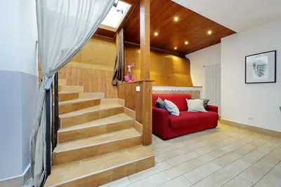 Image de New! Vatican 2 Apt with Terrace and court