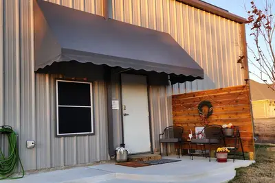 Image de Cozy Barndo on 2 Acres w/Ev Car Charger!