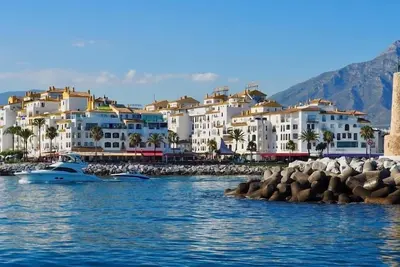 Image de Luxurious apartment in the heart of Puerto Banus