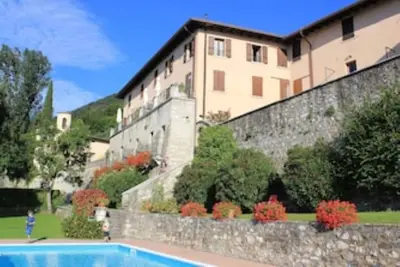 Image de Self Catering Apartment In A Beautiful 16th Century Building