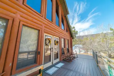 Image de A-Frame, Log Cabin in Pine Az - Beautiful View of Forest