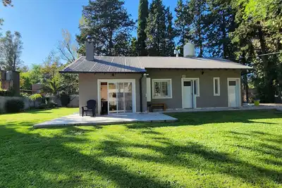 Image de Casa Quinta en Parque Leloir, ItuzaingĂł.