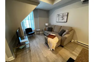 Image de Downtown Spa Sanctuary with a View!