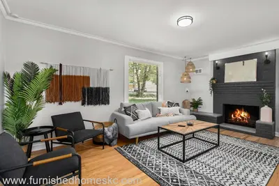 Image de Updtd 4 Br Home|Safe|Quiet|30 Day Stays