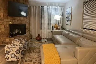 Entire House - Newly renovated homely stay