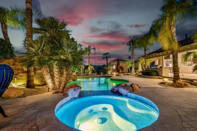 Image de Mini Resort! Heated Pool and Spa, Pickleball Court, Putting Green
