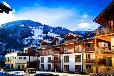 Modern Mountain Penthouse - at the ski slope