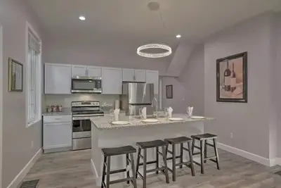 Image de Cozy Covington Home