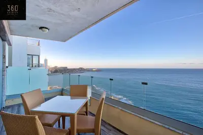Image de Spacious Seafront 3br, Sliema near Beach, Ac Wifi