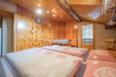 Image de Comfortable accommodation suitable for groups of friends or large families