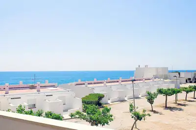 Image de Duplex Confort à 50m de la Plage - Terrasse, Cuisine Équipée, 3 Chambres