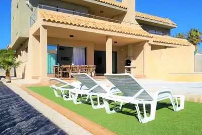 Image de Villa à L'Ametlla de Mar: Piscine Privée, 5 Chambres, à 100m de la Mer