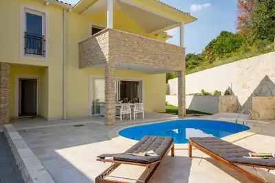 Sunny Rock Summer Houses BAŠKA
