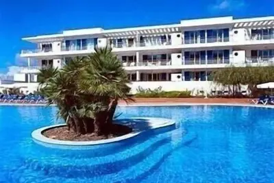 Image de Stylish & spacious Penthouse with Unmatched Marina Views in Prime Lagos Location