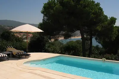 Image de Studio bord de mer et piscine