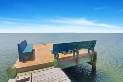 Image de My Island Escape | Luxury New Home, Gourmet Kitchen, Soaking Tub, Deck Retreat Near North Main