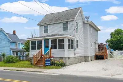 Image de Shreiner's Tradition | Walk Downtown + Porch + Family Friendly + Pet Friendly