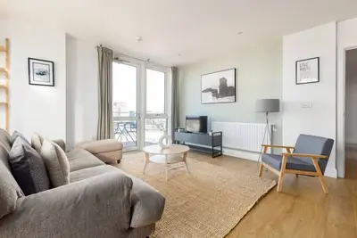 Image de 2 Bed, 2 Bath Apartment in Bow