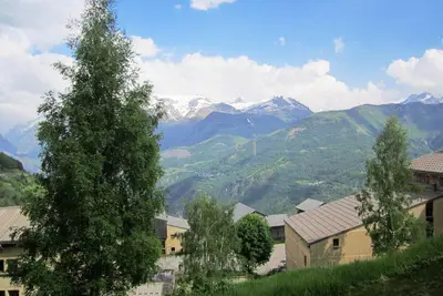 Image de Pied des pistes de ski, balcon, télévision, casier à ski, 35m², Auris en Oisans