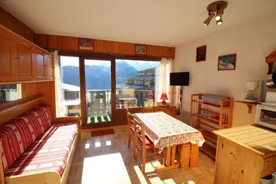 Image de Pied des pistes de ski, 2ème étage, balcon, casier à ski, 23m², Auris en Oisans
