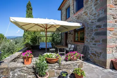 Image de Exclusive villa near Vinci in private grounds with amazing views and great pool