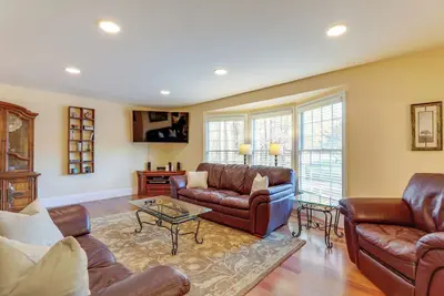 Image de Atlanta Abode w/ Yard in a Tranquil Setting!