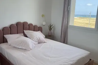 Image de Luxury apartment facing the sea