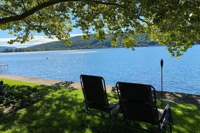 Image de Sycamore Landing - Casual Lakefront Living at It's Best!