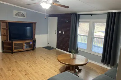 Image de Hank's Hilltop Hideaway