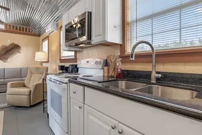 Image de Great Heart Wesley Cabin