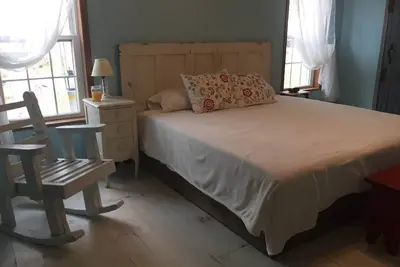 Image de 2240 square foot Ranch Lake house on the water!