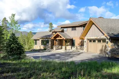 Image de Secluded Luxury at Pole Creek Lodge | No Neighbors in Sight | Relax Under The Stars