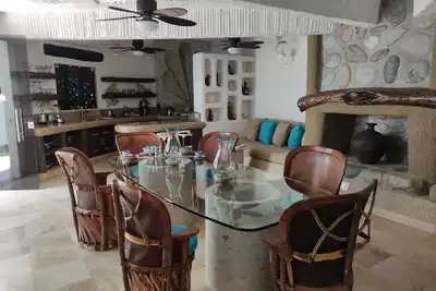 Image de unique oasis villa￼ private Hottub in the heart of Cabo San Lucas. January 2 - 9