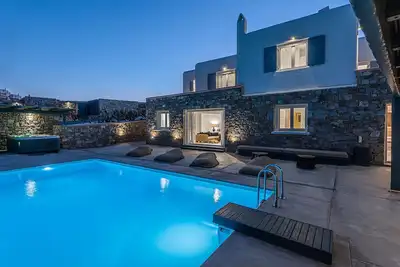 Image de My Rental Homes - Villa Targer with salt water pool, jacuzzi and sea view