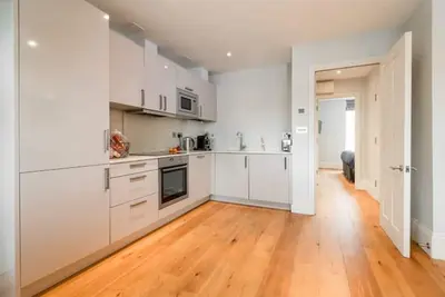 Image de Newly built luxury 1 bed apartment in Bath