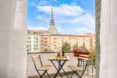Image de [Enchanting Mole View ] Two Suites & fast Wi-Fi