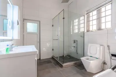 Image de Cecilia Homes Luxury 3 Bedroom duplex “we built your dream home” (3 Bed Duplex)
