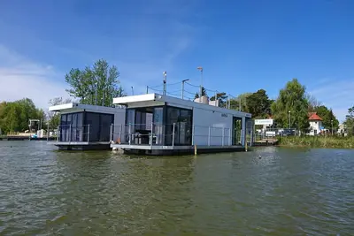 Image de Domki na wodzie Arka 1, rower wodny, do morza oraz centrum 400m