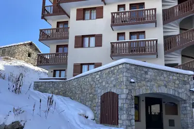 Image de Ski in, ski out flat to sleep up to 6