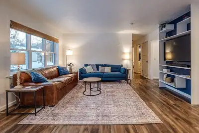 Stone's Throw from Keuka College